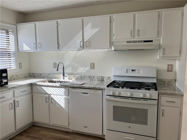 Photo - 603 Park Ridge Cir