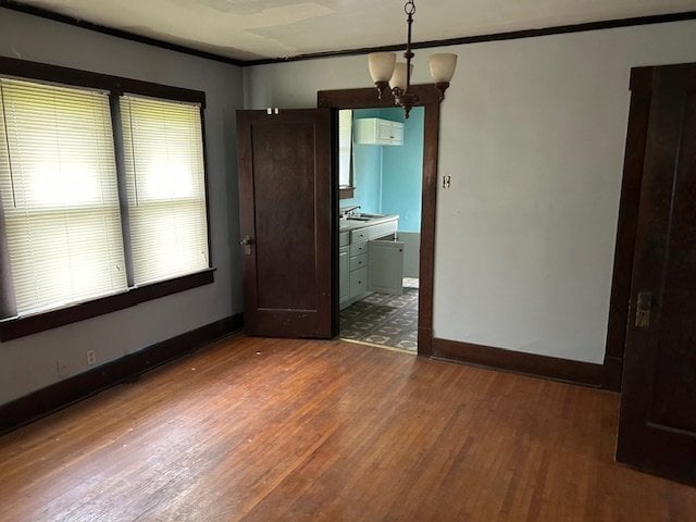 Photo - 853 N College St