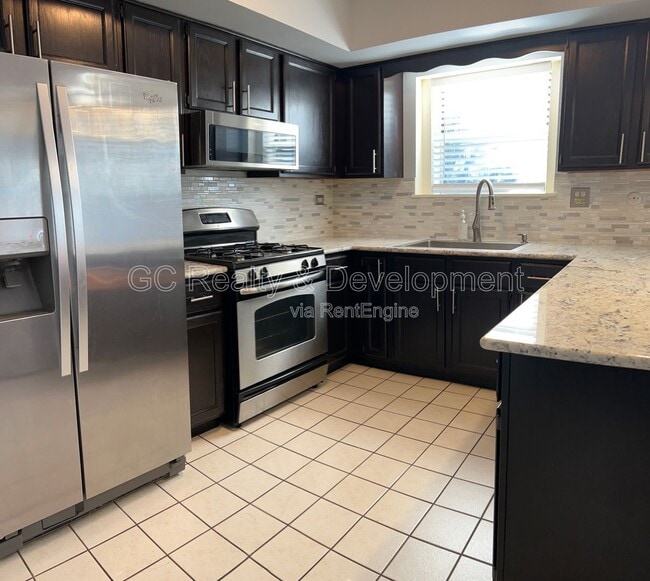 Photo - 45 White Pine Dr