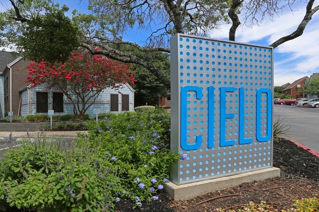 Cielo Apartments - Cielo Apartments