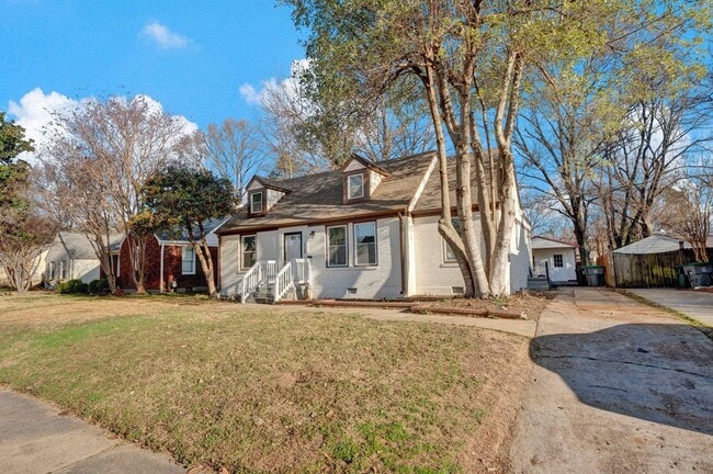 Photo - 3780 Shirlwood Ave