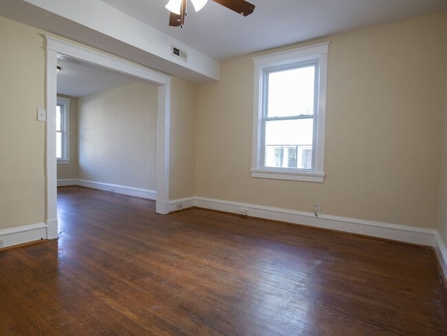 Photo - Spacious 2-Bed/1-Bath Ground Floor Apt w/ Patio & Yard in Manchester!
