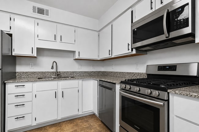 Photo - Robinson Park Apartments