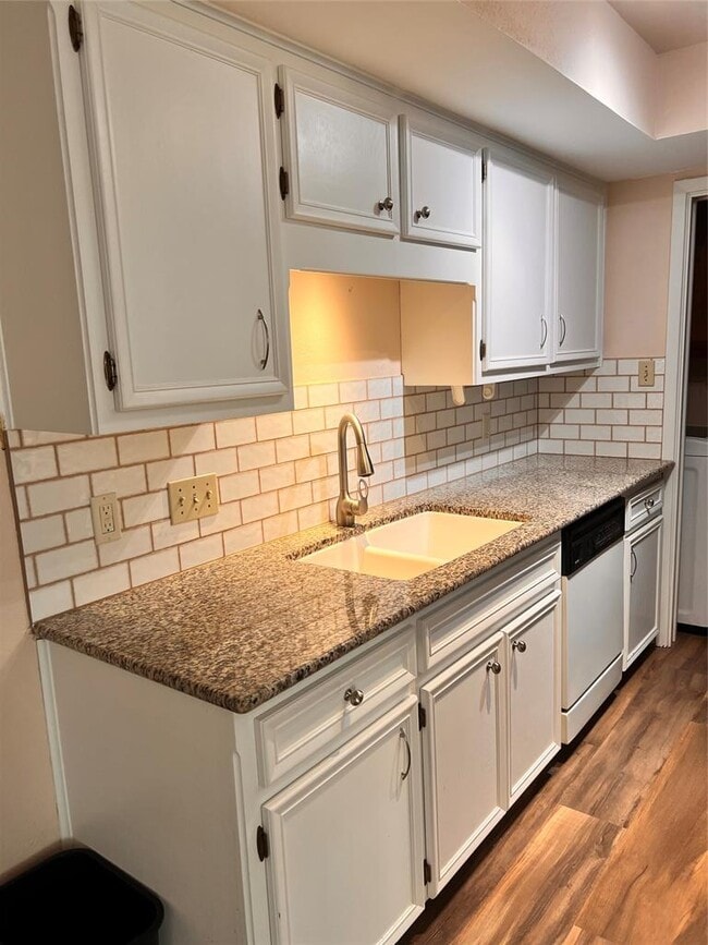 Photo - 201 E Noton St Unit 107-B