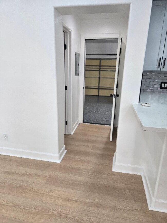 Photo - 418 E Hardy St