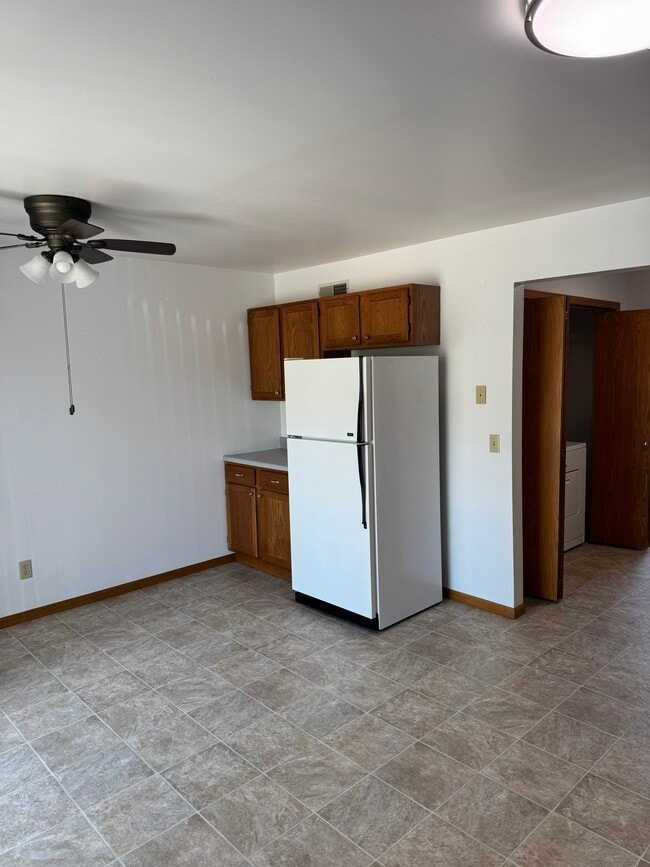 Photo - 2161 Sunnyslope Dr