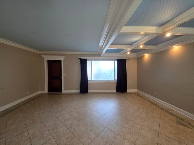 Photo - 201 S Lakeside Dr Unit 8