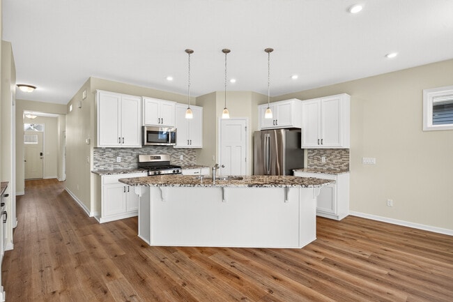 Photo - 1939 Mulberry Ln