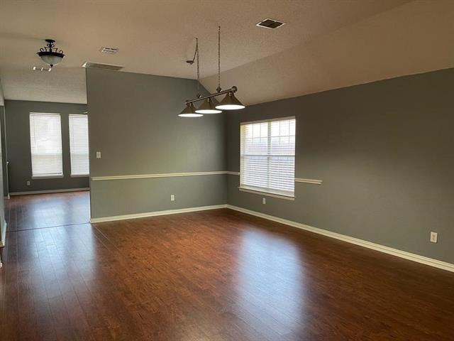 Photo - 1662 Natural Bridge Dr