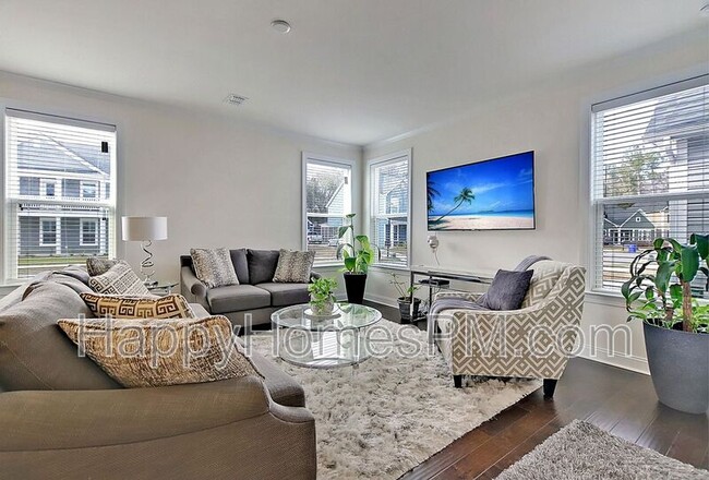 Photo - 1520 Roustabout Way