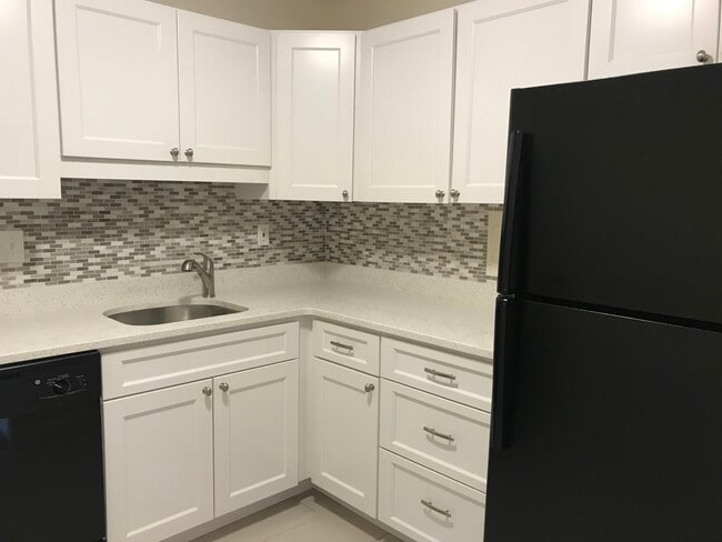 Photo - 101 Monmouth St Unit 514