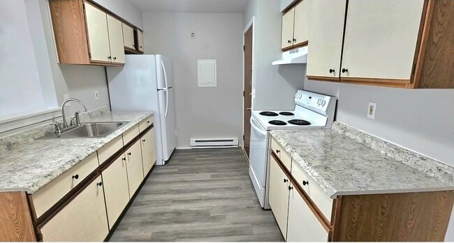 Building Photo - 220 Glen Haven Rd Unit D