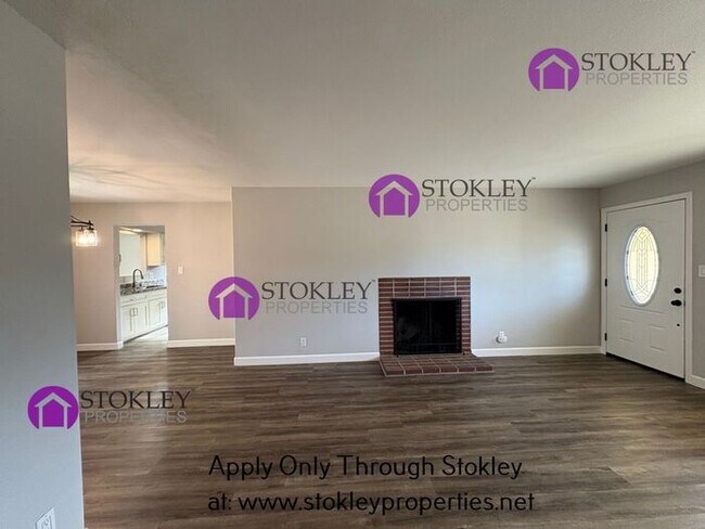 Photo - 1920 Encima Dr