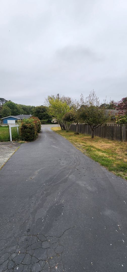Photo - Custom House in McKinleyville with a View!