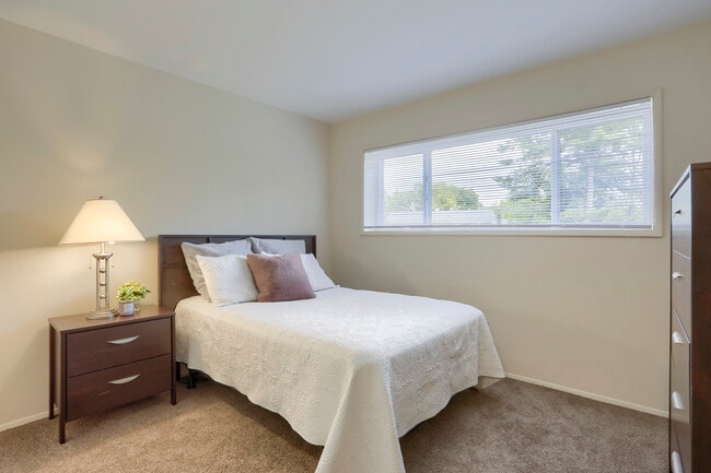 Long Meadows Apartments