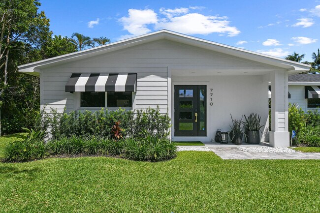 Photo - 7710 W Lake Dr