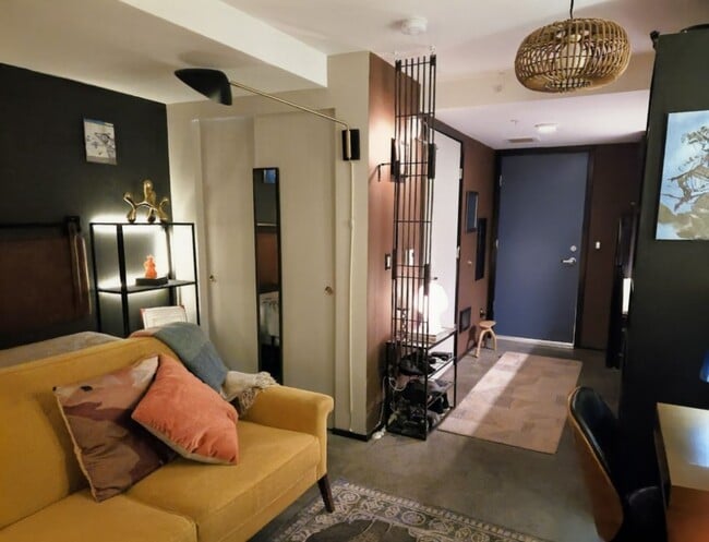 Photo - Summit Flats