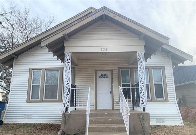 Building Photo - 520 E Day St