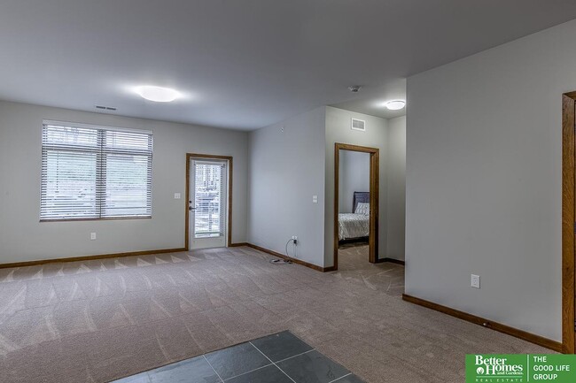 Photo - 1330 S 70th St