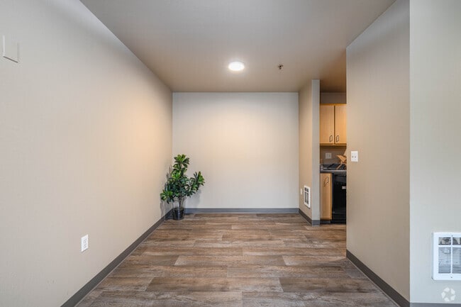 4BR, 2BA - 1,259SF - Dining Room