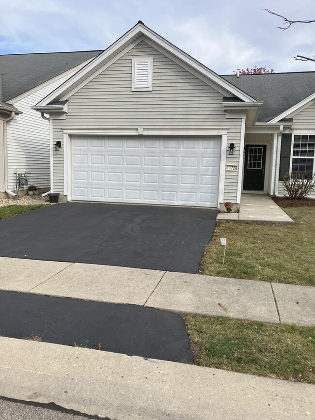 Building Photo - 11728 Tanglewood Ln