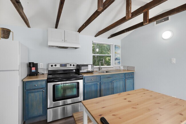 587 Dixie Hwy Unit Apartment