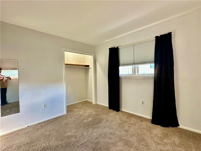 Photo - 406 Sharr Ave