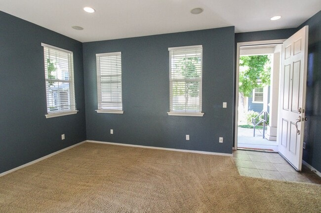 Photo - 4 bedroom 2.5 bathroom condo in Broad Street Village Complex