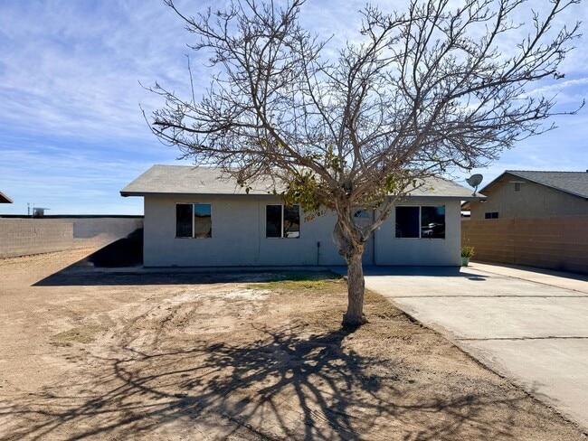 Photo - Ready to move in 3 bedroom San Luis Home