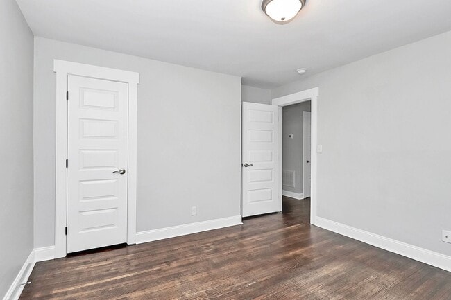 Photo - Rent Special on Beautifully Renovated Apar...