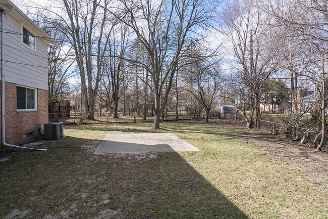 Photo - 2915 Ward Ct