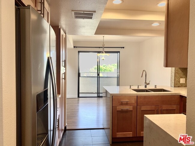 Photo - 12412 Texas Ave Unidad 302