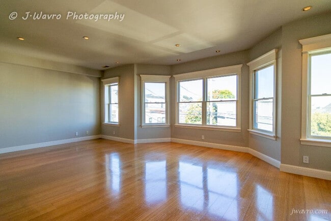 Photo - 139 Randall St