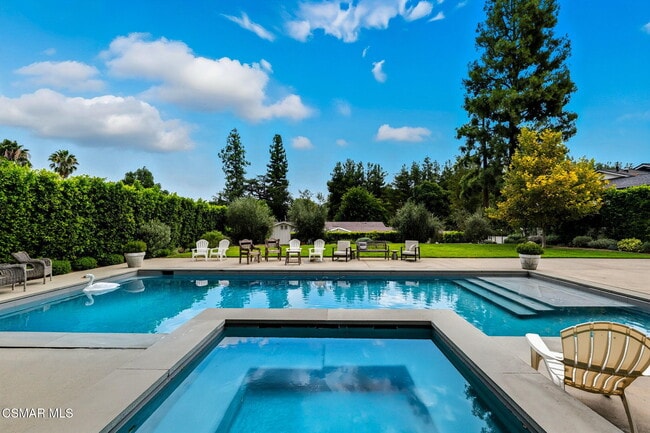 Photo - 5101 Vanalden Ave