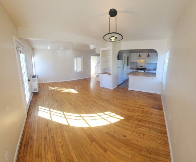 Photo - 1822-1828 Fixlini Street*** Unidad Fixlini 1828B