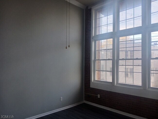 Photo - 10 Courtland St Unidad 101