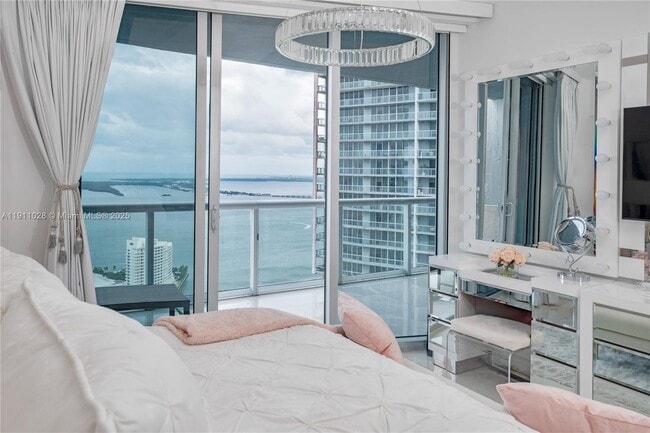 Photo - 465 Brickell Ave Unit 4705