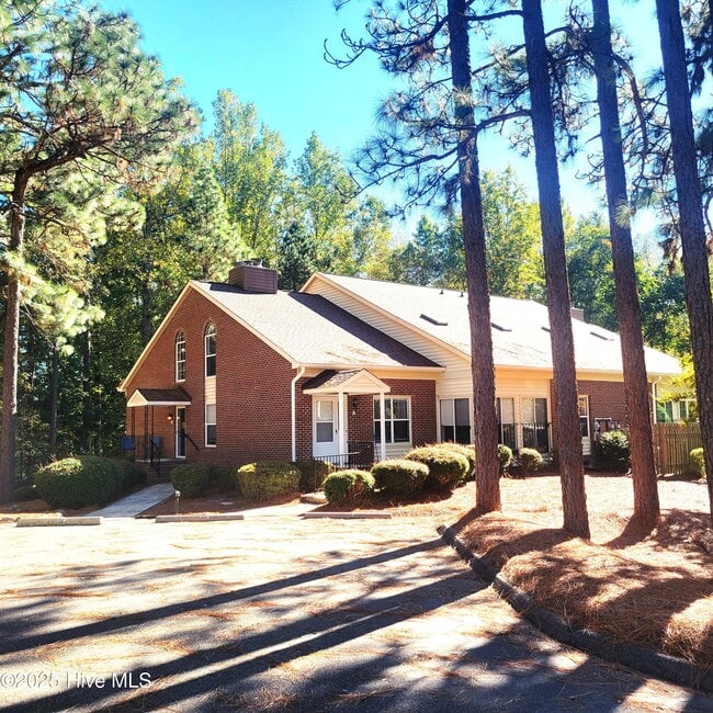Building Photo - 9265 US 15-501 Hwy Unit 17-A