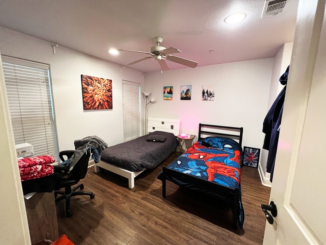 Photo - 3421 Normandy Ave