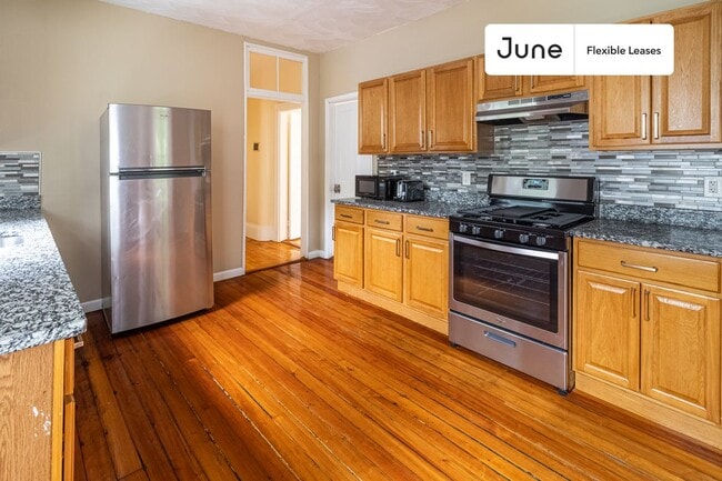 Building Photo - 35 Catawba St Rental