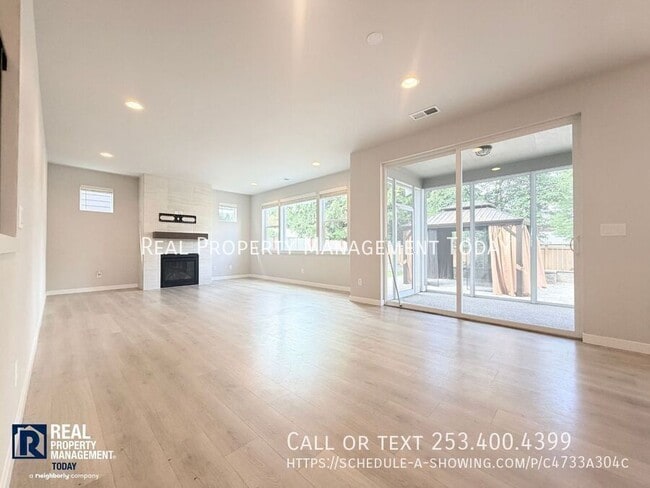 Photo - 16156 8th Ave E
