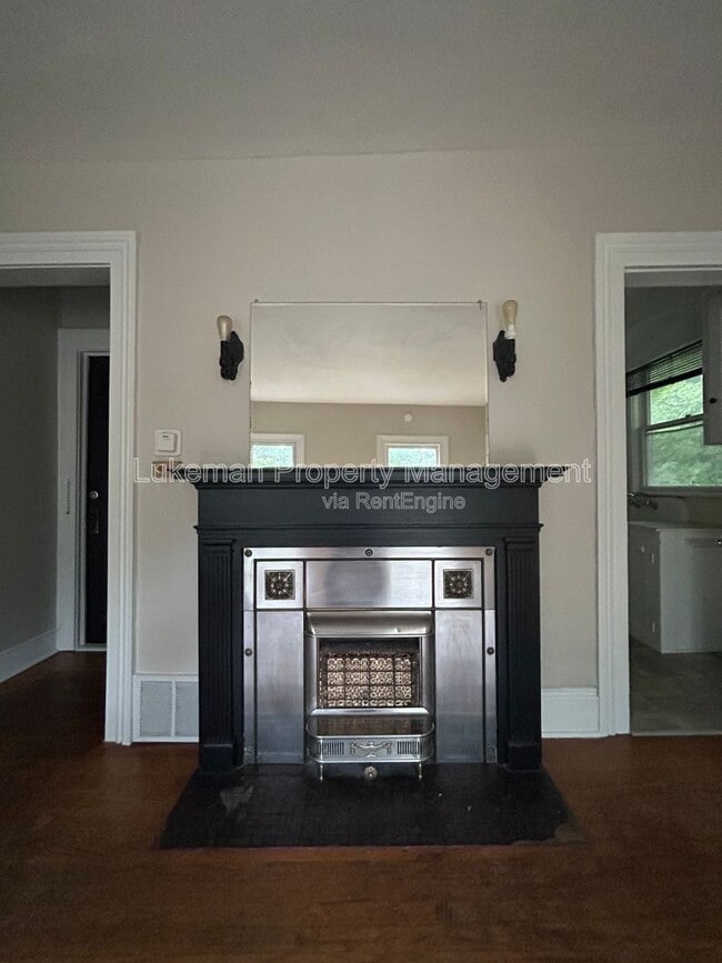 Photo - 724 W South St