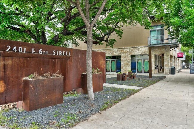 Photo - 2401 E 6th St Unit 3044