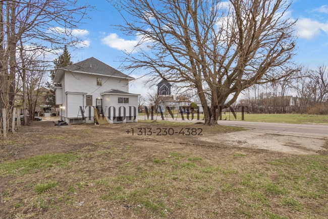 Building Photo - This beautifully updated 3-bedroom, 1-bath single-family home is ready for move-in!