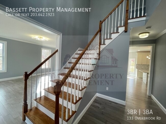 Photo - 133 Overbrook Rd