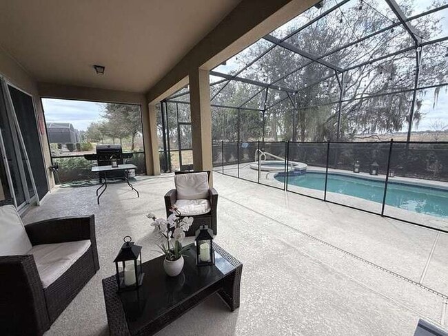 Photo - 8032 Oak Shadow Ct