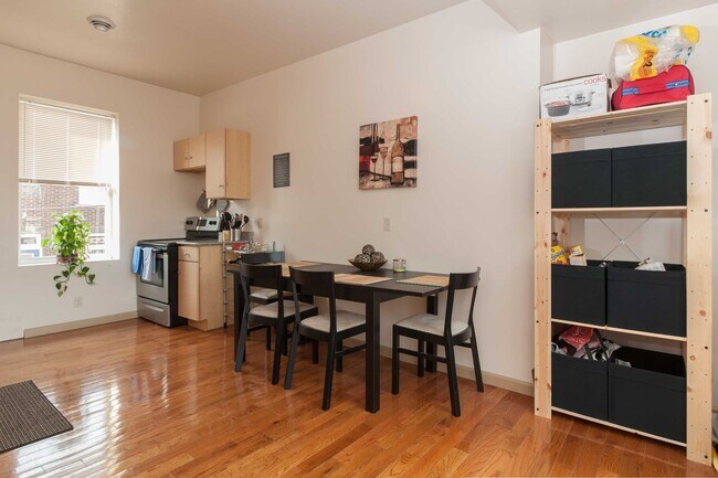 Photo - 124 S 12th St Unit 2