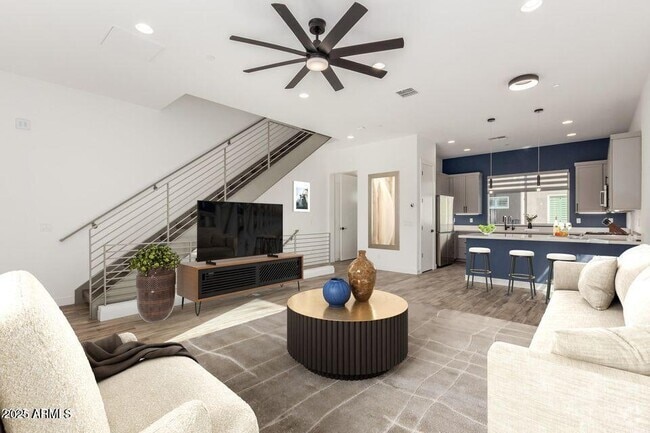 Building Photo - 4444 N 25th St Rental