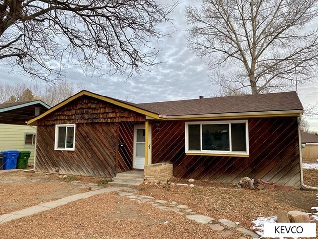 Building Photo - Fantastic House Near City Park