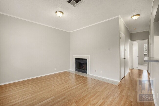 Photo - 2804 Rio Grande St Unit Apartment 303